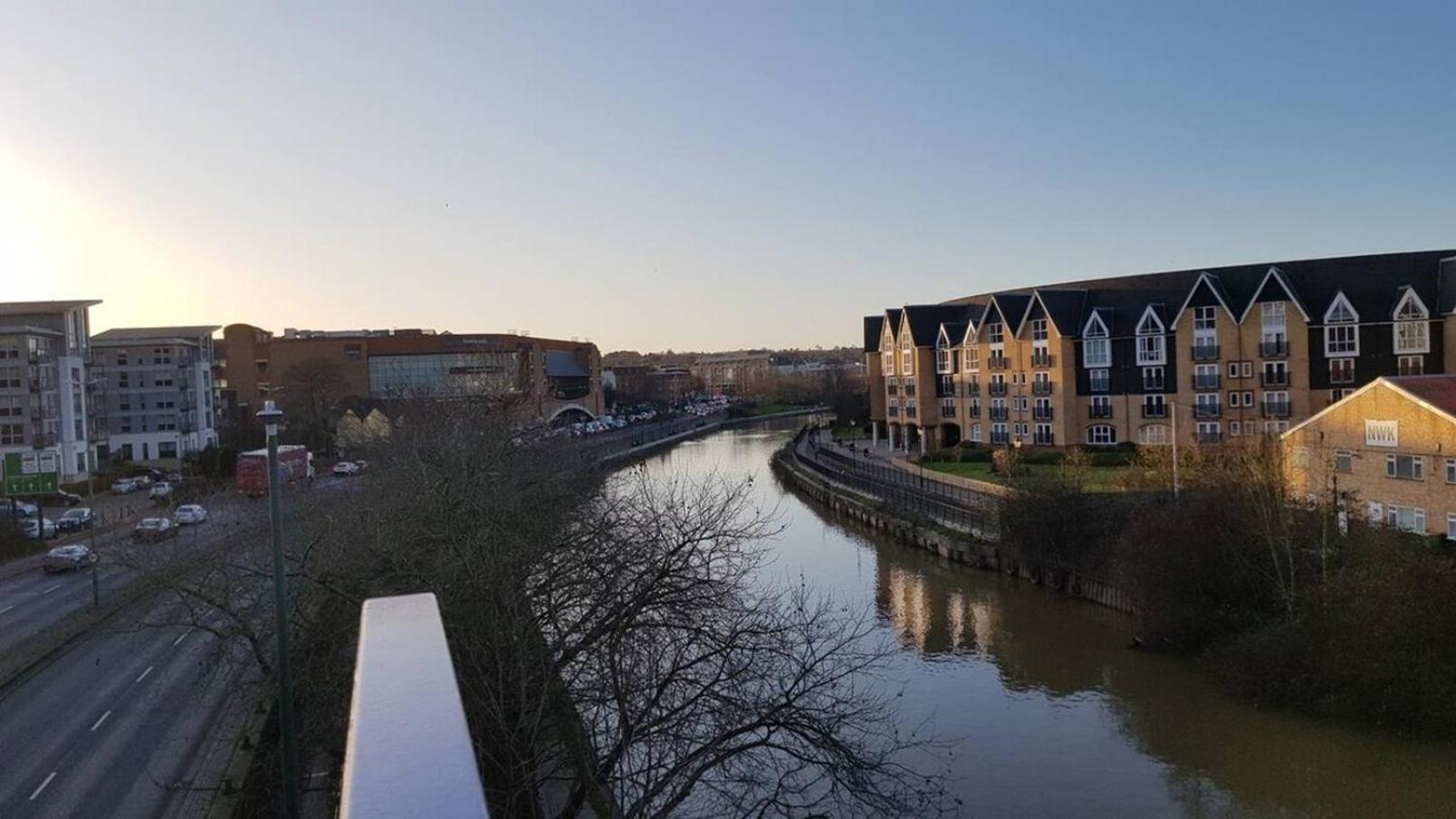 Maidstone Heights By Kasar Stays Exterior photo