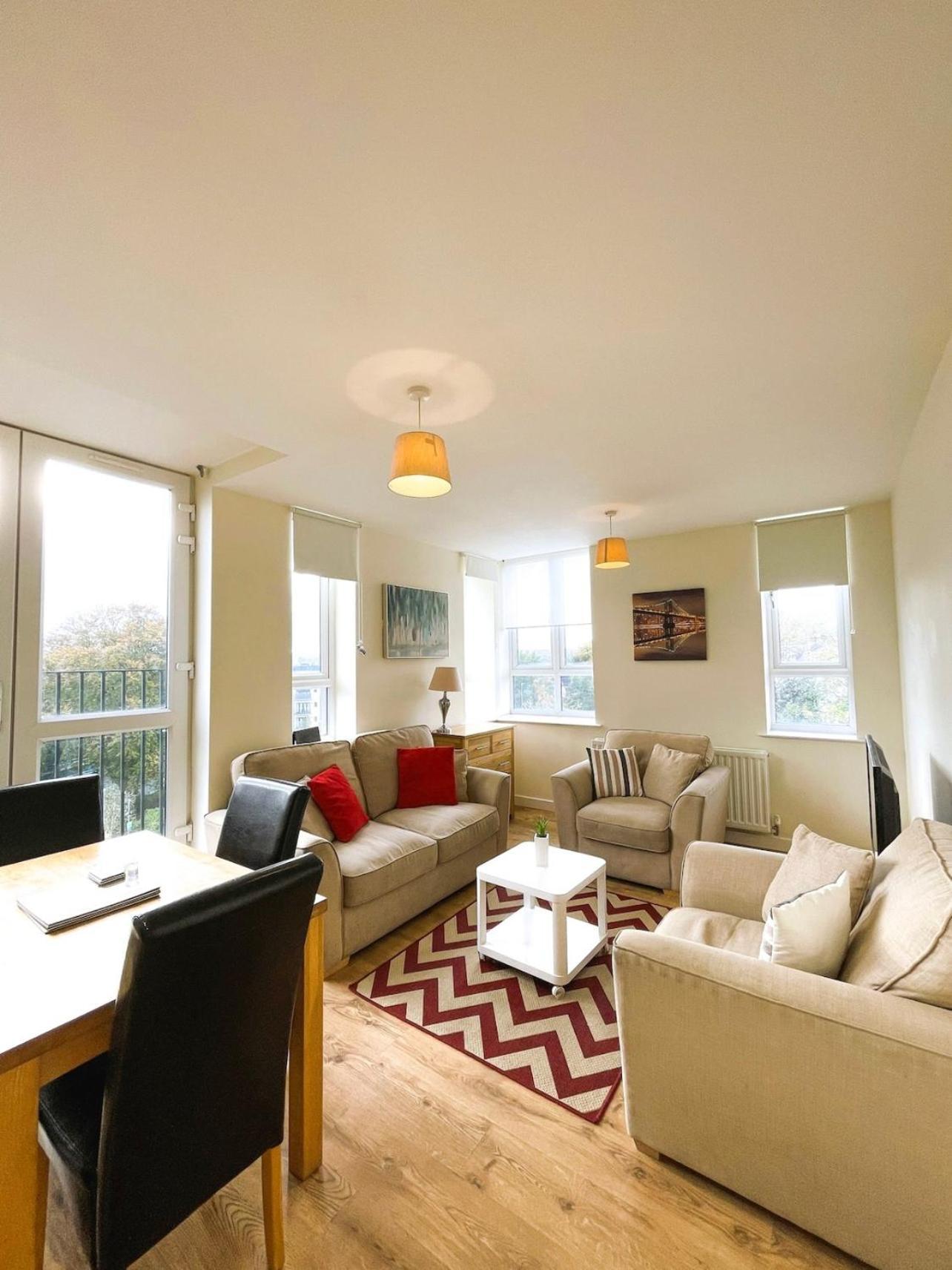 Maidstone Heights By Kasar Stays Exterior photo